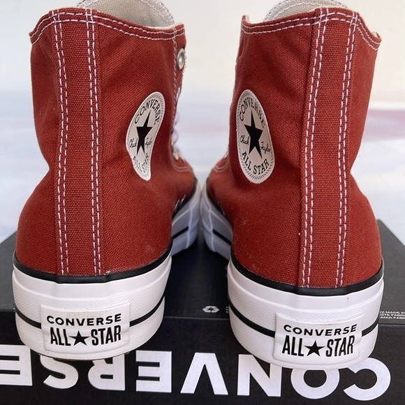 Converse WMNS CTAS A06896F
CTAS LIFT HI
RITUAL RED/WHITE/BLACK
Platforms - Picture 14 of 16